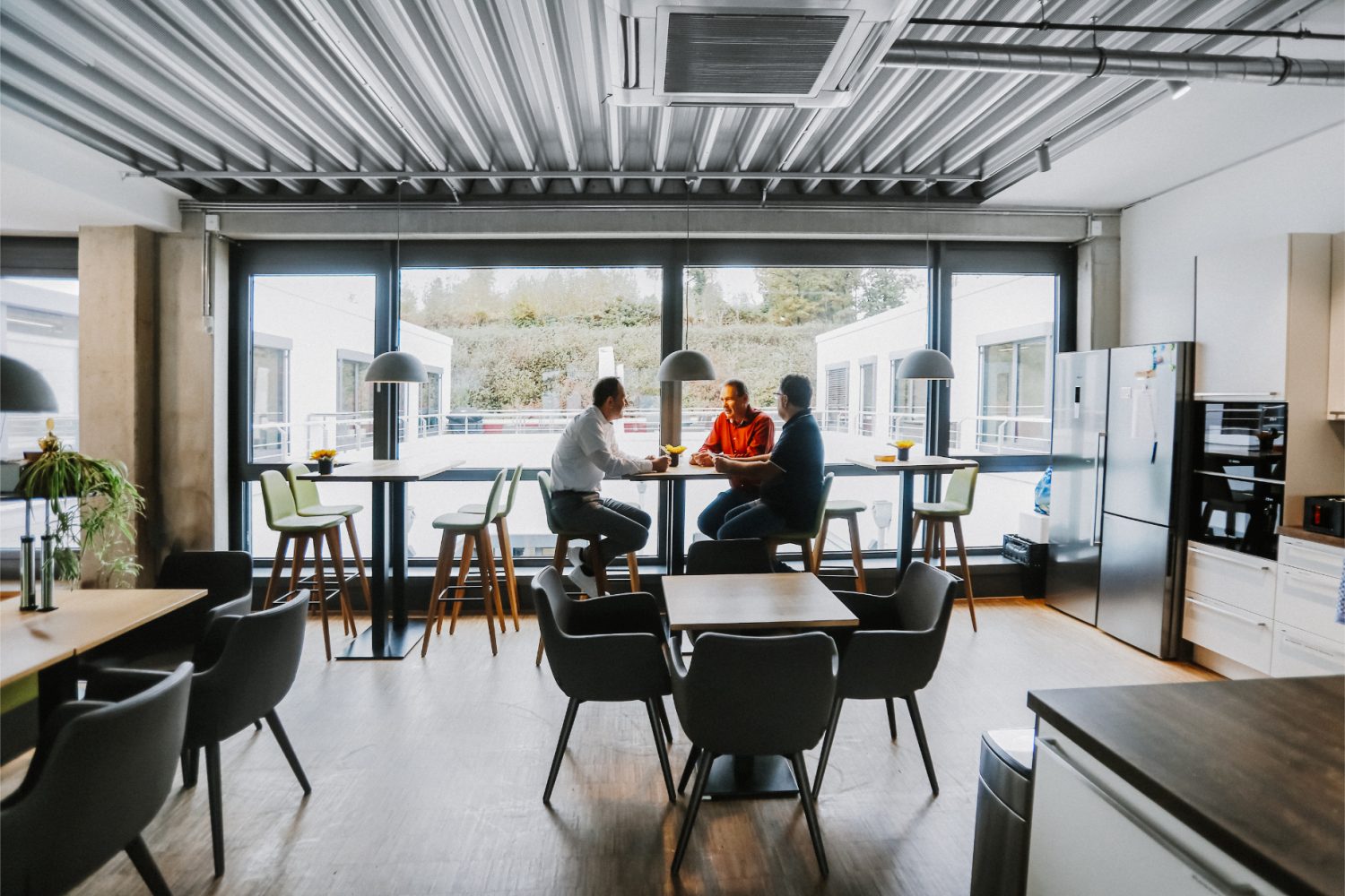 Developing solutions together for your electronics project