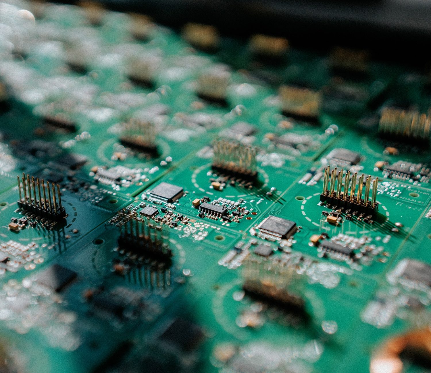 Elektroniken-für-jede-Branche-ganz-individuell