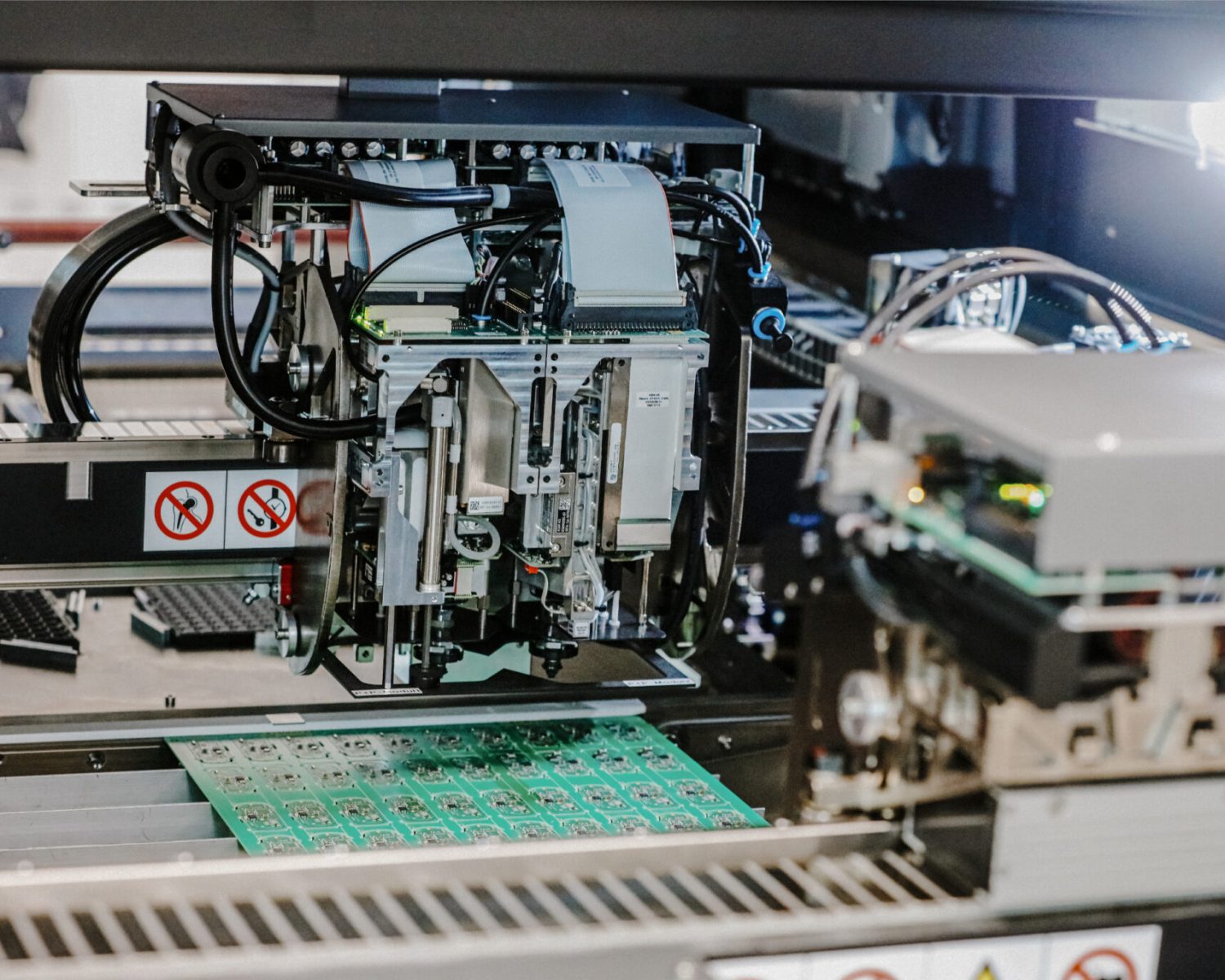 Maschinen Elektroniken TeraTron GmbH