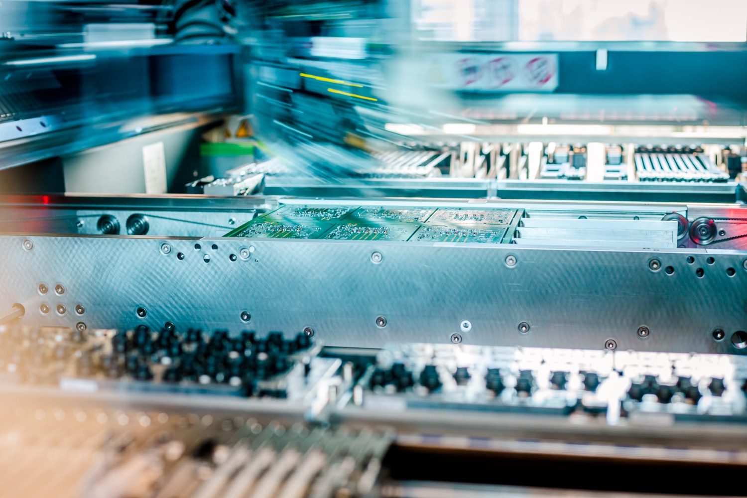 Produktion TeraTron Elektroniken